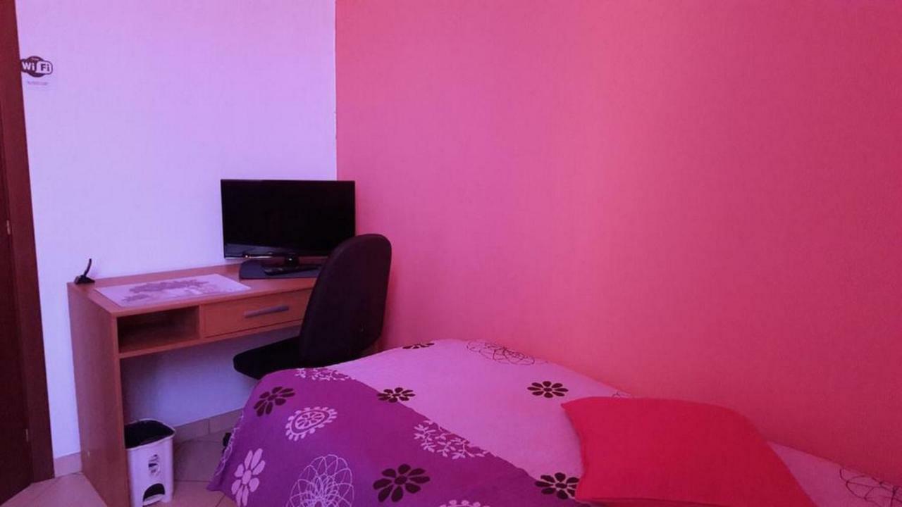 Stazione Centrale Bed & Breakfast Bologna Exterior photo