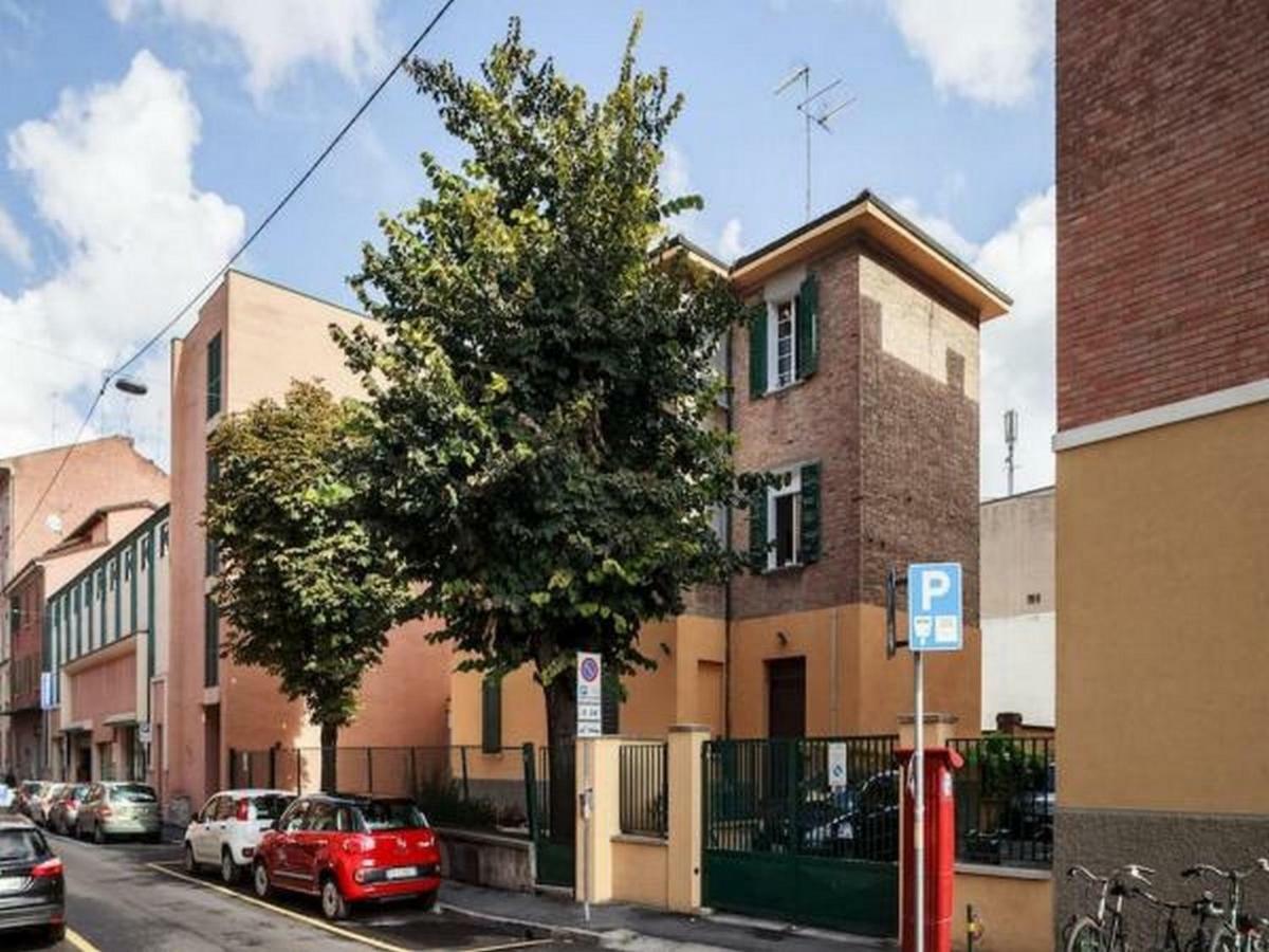 Stazione Centrale Bed & Breakfast Bologna Exterior photo